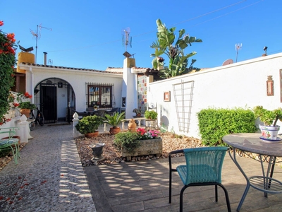 Bungalow en venta en Nueva Torrevieja, Torrevieja, Alicante