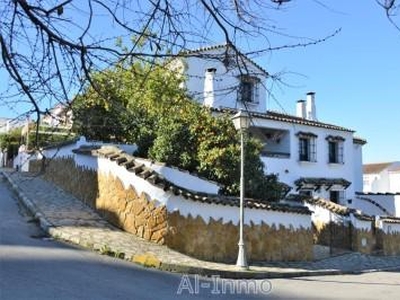 Casa adosada en venta en Zahara de la Sierra
