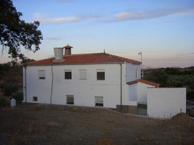 Casa de campo-Masía en Venta en Valencia De Alcantara Cáceres