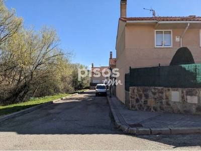 Casa en venta en Calle Enebro, nº 9