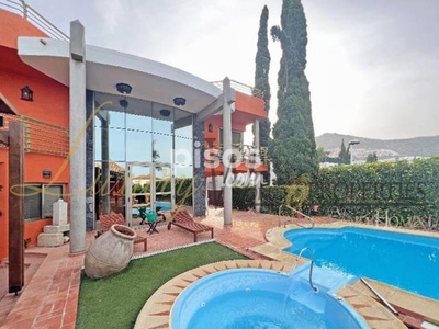 Chalet en venta en Madroñal