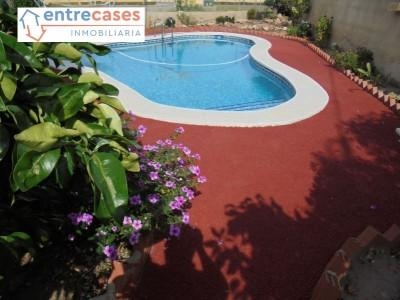 Chalet en venta en Sagunto