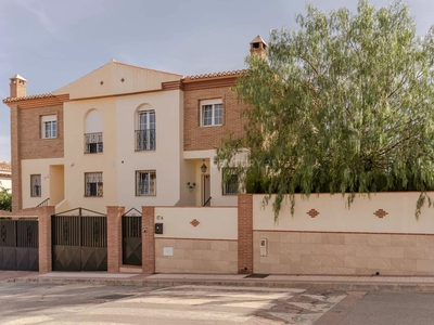 Casa para comprar en Alhendín, España