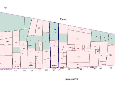 Obra parada en venta en avda Generalitat, Tàrrega, Lérida