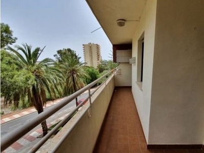 Venta de piso con piscina y terraza en Aguadulce, Sur