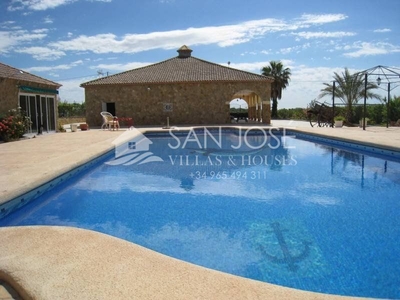 Alquiler de casa con piscina y terraza en Aspe, La ofra