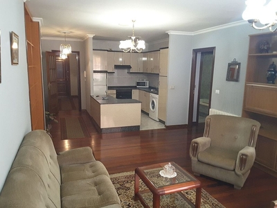 Alquiler de piso en Vilalba de 2 habitaciones con garaje y muebles