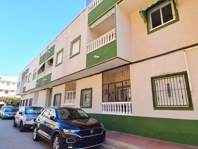 Apartamento en venta en Playa de los Locos, Torrevieja, Alicante