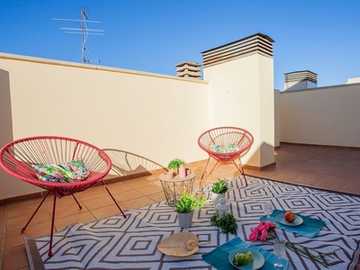 Ático en alquiler en calle Jaime Niñoles de 3 habitaciones con terraza y garaje