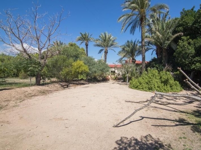 Casa con terreno en La Marina