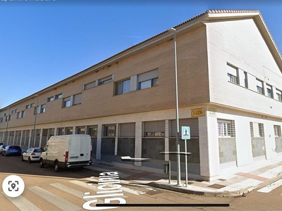 Dúplex en alquiler en Maria Auxiliadora - Barriada LLera de 3 habitaciones con terraza y garaje