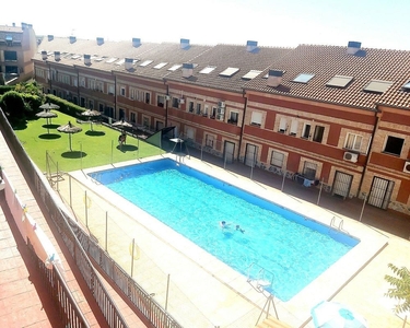 Dúplex en venta en Casar (El) de 1 habitación con terraza y piscina