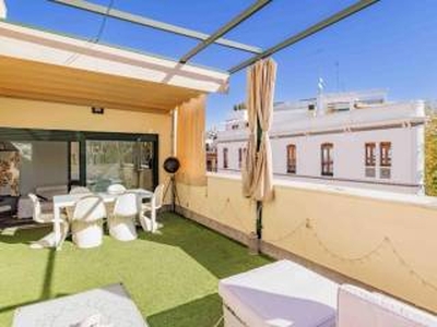 Piso de dos habitaciones 75 m², Alfalfa, Sevilla