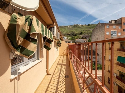 Piso en alquiler en Crta. De la Sierra de 2 habitaciones con terraza y muebles