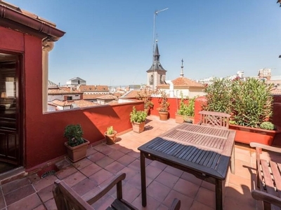 Piso en alquiler en Sol de 1 habitación con terraza y muebles