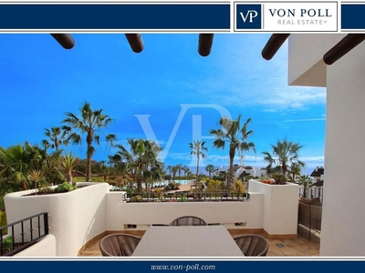 Piso en venta en Playa de San Juan de 3 habitaciones con terraza y piscina