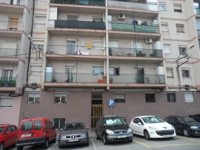 Piso en venta en Santa Coloma De Gramenet de 66 m²