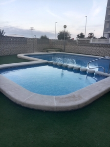 Venta de piso con piscina y terraza en El Perelló (Sueca)