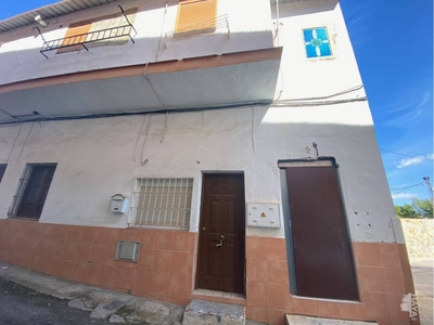 Venta de piso en Alcolea (Córdoba)