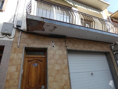 Venta de piso en Vilartagues i Tueda de Dalt de 3 habitaciones con terraza y aire acondicionado
