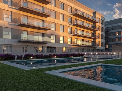 Venta de piso nuevo en calle Juan de la Cierva de 2 habitaciones con piscina y ascensor