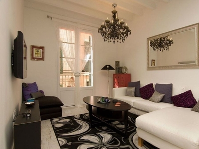 Alquiler de piso en La Seu - Cort - Monti-sión de 3 habitaciones con muebles y balcón