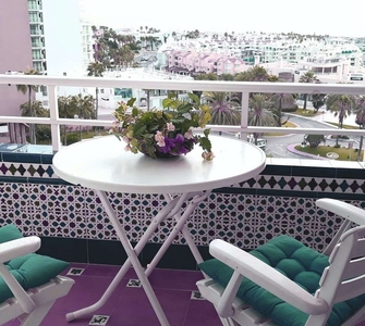 Alquiler de piso en Puerto Marina de 1 habitación con terraza y jardín