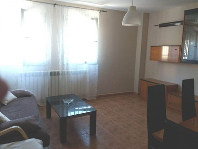 Alquiler de piso en Villares de la Reina de 1 habitación con garaje y muebles