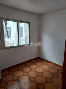 Apartamento con 5 habitaciones en Carcaixent