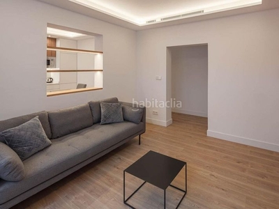 Apartamento en calle preciados para entrar a vivir en Madrid