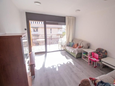 Apartamento en carrer de víctor català 11 apartamento de 3 dormitorios en Coma-ruga