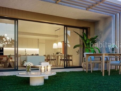 Casa adosada con 3 habitaciones con parking, aire acondicionado, jardín y vistas al mar en Mijas