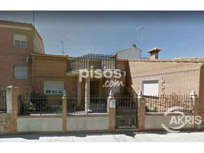Casa adosada en venta en Calle de Jacinto Benavente en Mocejón por 159.000 €