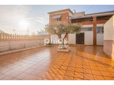 Casa pareada en venta en Can Fatjó-Can Ximelis-Can Serrafosà-Sant Jordi Park