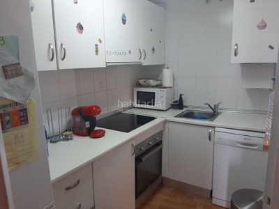 Piso con 2 habitaciones amueblado con calefacción y aire acondicionado en Cambrils