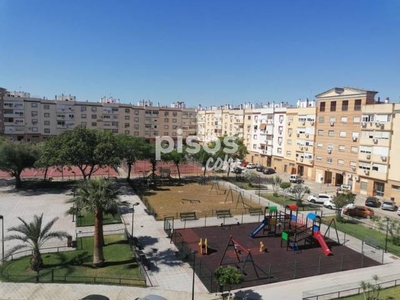 Piso en alquiler en Zona Avenida de Europa en Montequinto-El Colmenar por 730 €/mes