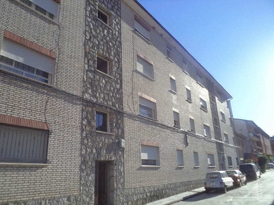 Piso en venta en Hoyo de Pinares (El) de 3 habitaciones con terraza