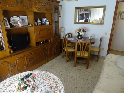 Piso en venta en Manzanares de 3 habitaciones con balcón y calefacción