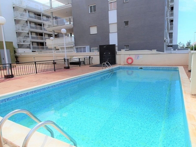 Piso en venta en Moncófar playa de 2 habitaciones con terraza y piscina
