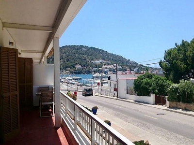 Piso en venta en Port d'Andratx de 2 habitaciones con terraza y aire acondicionado