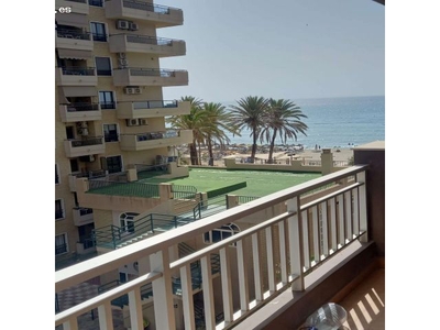Se alquila bonito apartamento desde 1/09/2023 hasta el 30/6/2024 con vistas laterales al mar en Los