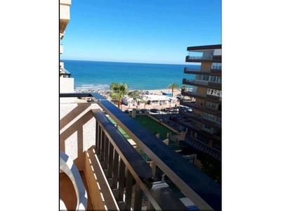 Se alquila del 2/11/2022-31/5/2023 bonito apartamento con vistas al mar en 1ª linea de playa en Fuen