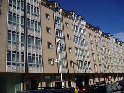 Venta de piso en avenida General Franco de 2 habitaciones con garaje y ascensor