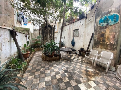 Venta de piso en calle De Sant Pere Més Baix de 3 habitaciones con terraza
