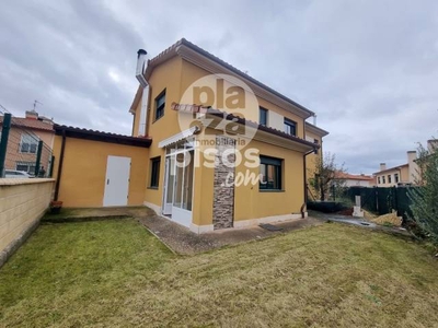 Casa adosada en alquiler en Calle de Villadiego