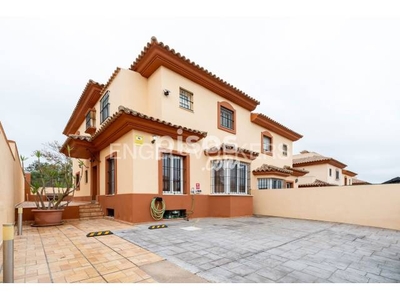 Casa pareada en venta en Jerez de La Frontera