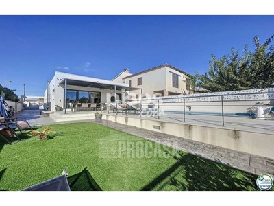 Chalet en venta en Empuriabrava-Medas