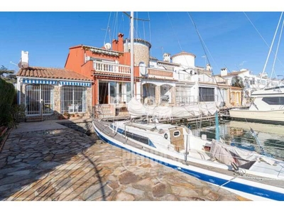 Chalet en venta en Empuriabrava-Salins