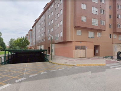 Local en venta en Burgos de 200 m²