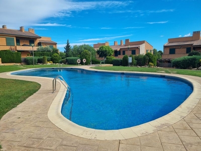 Venta de piso con piscina en Calafat (L'Ametlla de Mar), Marina Sant Jordi